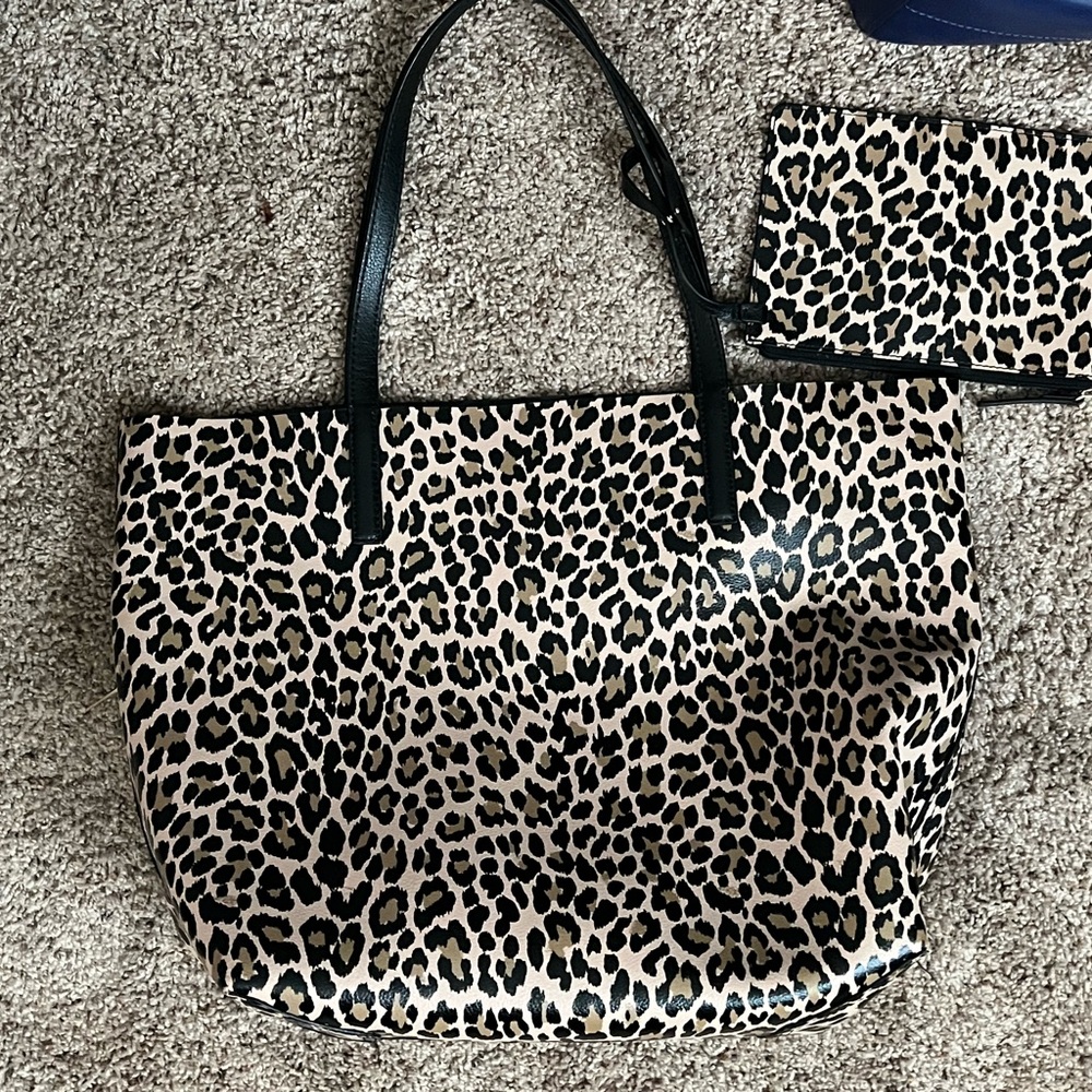 Leopard Print Tote Bag with Black Handles